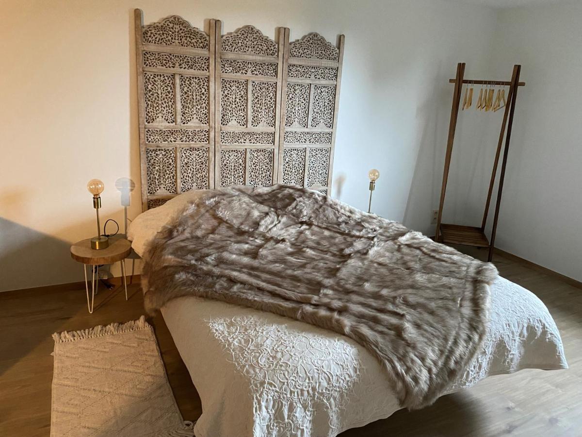 Le Logis Des Chenes, Superbe Bungalow Dans Quartier Residentiel Proche De Namur ويبيون المظهر الخارجي الصورة